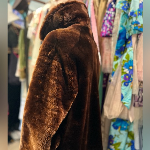 Vintage Sheared Beaver Fur Coat - Picture 11 of 15